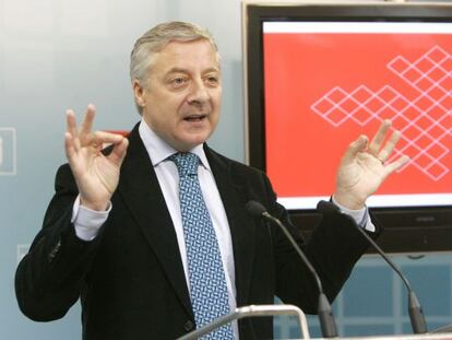 El exministro José Blanco durante su conferencia de prensa de ayer.
