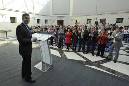 Patxi López, en un encuentro con altos cargos de su Gobierno.