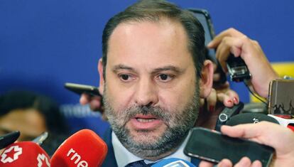 El ministro de Fomento, José Luis Ábalos.