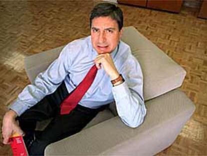 El rector de la UIMP, José Luis García Delgado, en su despacho.