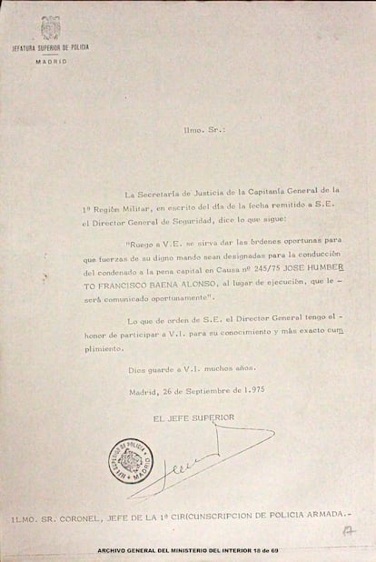 Una de las hojas del expediente que guarda el Archivo General del Ministerio del Interior de José Humberto Baena Alonso, miembro del Frente Revolucionario Antifascista y Patriota (FRAP) fusilado el 27 de septiembre de 1975. Los expedientes completos que recojen documentación acumulada durante la estancia en prisión de los cinco condenados a muerte se puede consultar al final de este reportaje. 