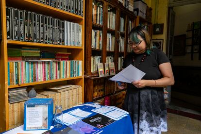 Fer Andablo en la lectura de cartas.