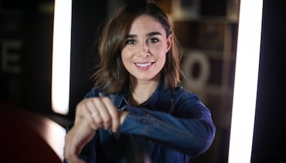 "No hay muchos papeles interesantes para mujeres en el teatro"“No hi ha gaires papers interessants per a dones al teatre”, afirma Candela Serrat.