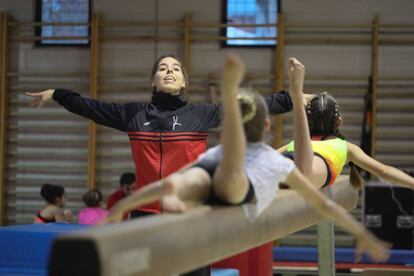 Ángela Domínguez, entrenadora del club de Gimnasia Artística de Pozuelo que ha incorporado metodologías para prevenir los abusos