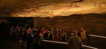 Visitantes en la neocueva de Altamira, el pasado abril.