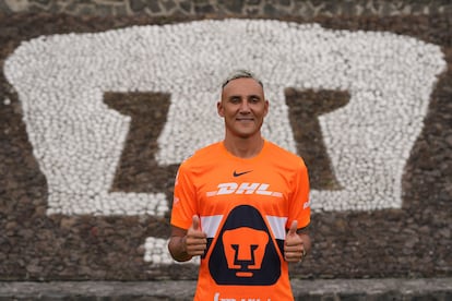 Navas durante una sesión de fotos tras su presentación.