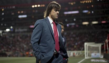 Almeyda, en un partido de las Chivas.