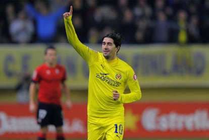 Cani celebra su tanto ante Osasuna.