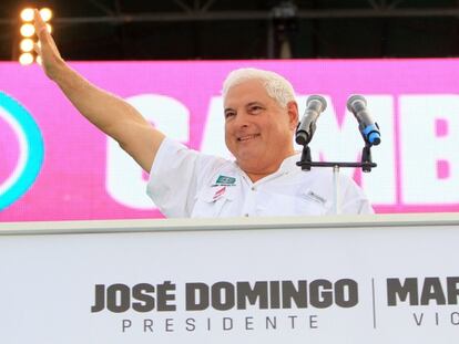 Martinelli participa en la campaña del candidato oficialista, José Domingo