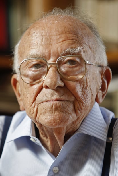 Santiago Carrillo.