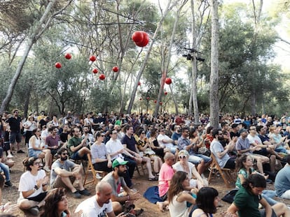 El público del Vida durante un concierto en el escenario Vaixell en 2018.