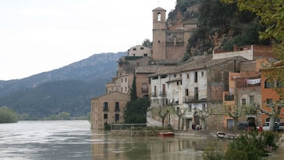 Miravet también está entre las propuestas para descubrir el patrimonio.