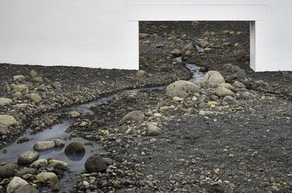 A su nuevo proyecto, el primero en solitario en Dinamarca, lo ha bautizado como 'Riverbed' (Lecho de río): una instalación 'site specific' (concebida para un entorno concreto).