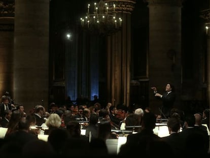 El director venezolano, durante el ensayo del concierto en Notre Dame.