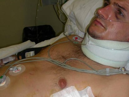 Portu in hospital, the day after his arrest.