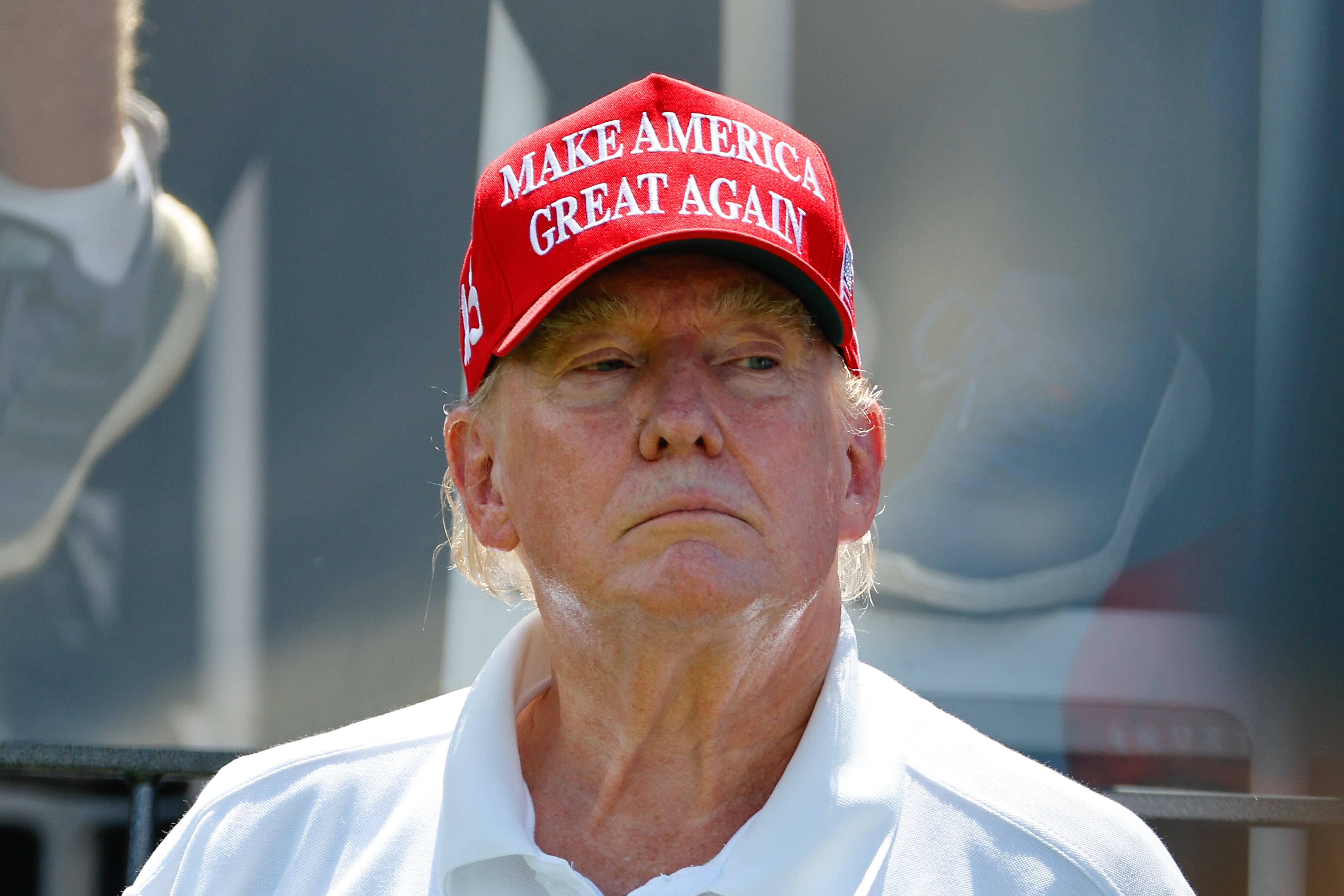 El expresidente estadounidense Donald Trump, que en el concurso 'The Apprentice' enseñaba a ejercer liderazgo a su imagen y semejanza, jugando hace dos semanas en el Club Nacional de Golf Trump en Nueva Jersey (¿hay algo más narcisista que tener un club nacional de golf propio?).