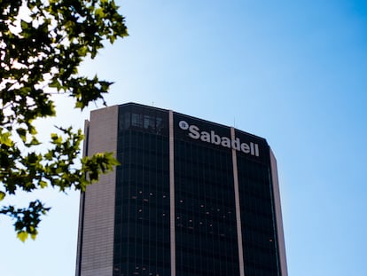 Sabadell o cómo multiplicar activos  y bajar un 50% el beneficio por acción