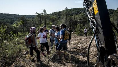 Protesta contra l'ampliació de la C-32, prop de Lloret de Mar.