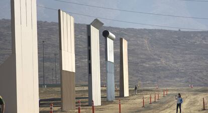  Prototipos del muro fronterizo presentados por EE UU.  