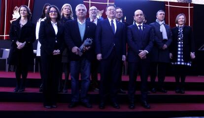 El Gobierno Valenciano durante la jornada de celebraci&oacute;n de la Carta Magna.