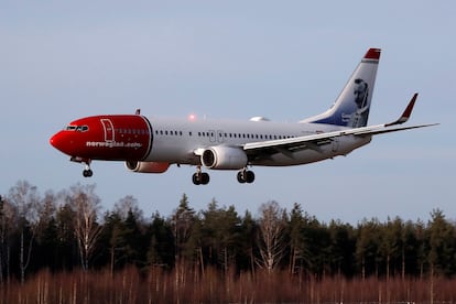 Un 737 de Norwegian aterriza en Riga (Letonia), en enero pasado.