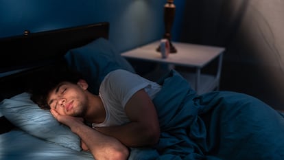 Dormir menos de lo que nuestro organismo necesita conlleva alteraciones en la salud que pueden conducir a enfermedades graves.