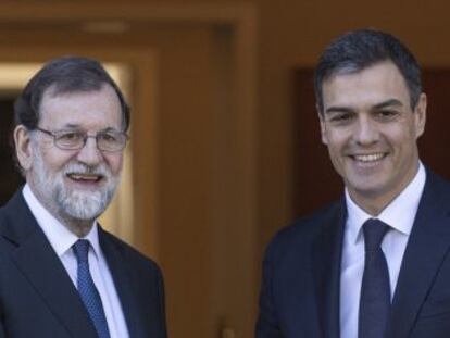 Rajoy y Sánchez rechazan el  discurso frentista  y las  manifestaciones xenófobas  de Torra