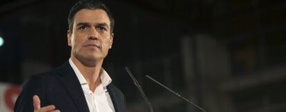 El secretari general del PSOE, Pedro Sánchez, durant l'acte electoral socialista de dimarts a Badajoz.