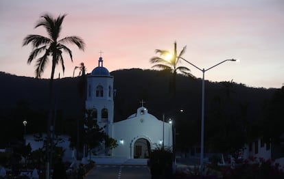 En las islas hay una granja agroecológica, una tienda de artesanía y una iglesia dedicada a la Virgen de Guadalupe.