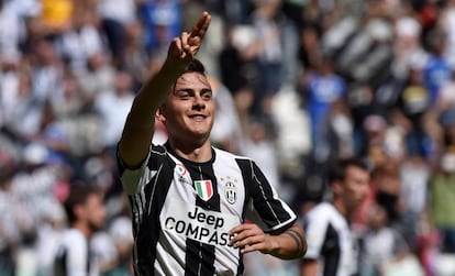 Dybala celebra su gol al Crotone.