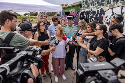 La delegada de Gobierno, Pilar Bernabé, en El Saler, este jueves.