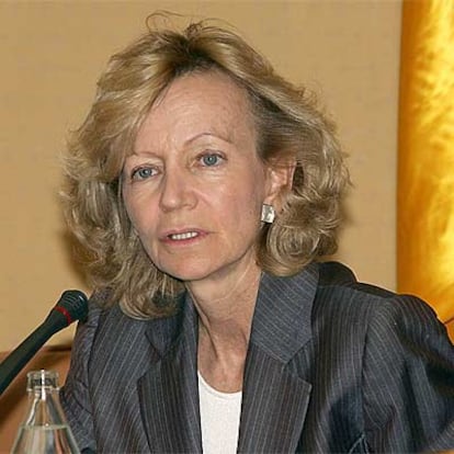 La ministra Elena Salgado, durante su comparecencia en el Congreso.