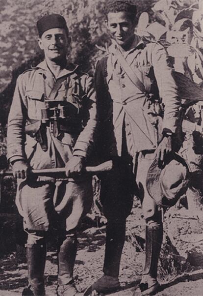 El capitán Mizzian (a la derecha), junto con Temprano, en noviembre de 1924.