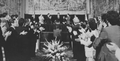 Imagen del Parlamento en su primer año de existencia.