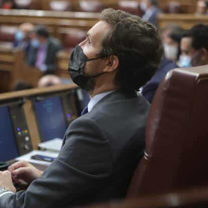 15-09-2021 El líder del PP, Pablo Casado, en una sesión de control al Gobierno en el Congreso de los Diputados, a 15 de septiembre de 2021, en Madrid, (España). En esta sesión, la primera del nuevo curso político, el Gobierno deberá responder a la pregunta del PP sobre la subida del recibo de la luz, y sobre qué planes tiene para reducirlo. Un importe que ha ido marcando nuevos récords y que este mismo miércoles marca un máximo histórico con 172,78 euros megavatio hora (MWh). Asimismo, el Ejecutivo será cuestionado sobre las razones que le han motivado para suspender la inversión de 1.700 millones de euros para el proyecto de ampliación del aeropuerto de Barcelona El Prat-Josep Tarradellas.
ECONOMIA 
Eduardo Parra - Europa Press
