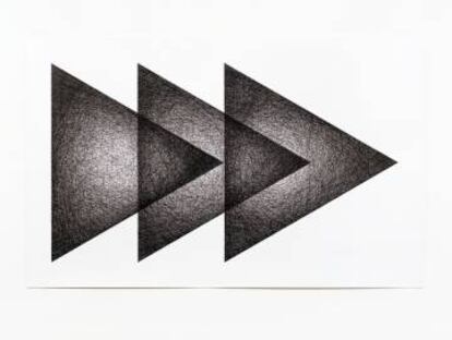 Obra 'Tres triángulos', de Ignacio Uriarte. 