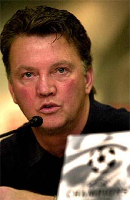 Louis van Gaal, durante su conferencia de prensa de ayer.