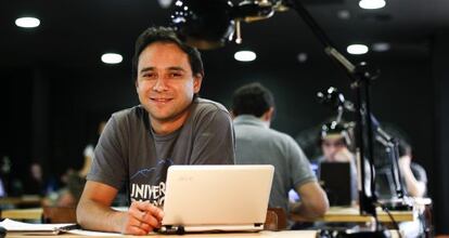 El mexicano Max Oliva en el espacio de &#039;coworking&#039; que emprendi&oacute; en 2007.