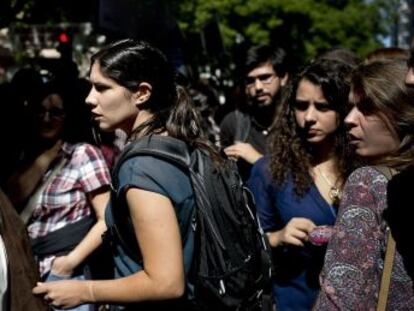 Mariana Mortágua, do BE, em um protesto contra os cortes na educação.