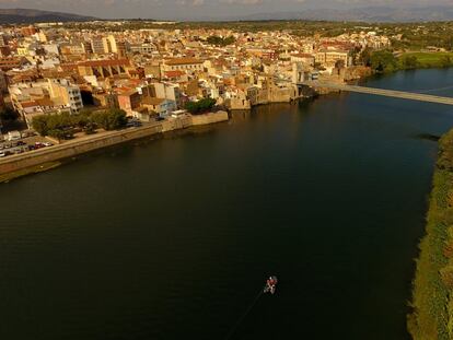 Una imagen del tramo final del río Ebro, a su paso por Amposta.