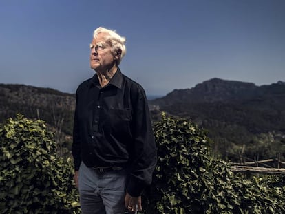 John le Carre, en Deia (Mallorca) en agosto de 2019.