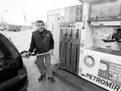 El Gobierno obligará a las petroleras a mezclar biocarburante en 2008