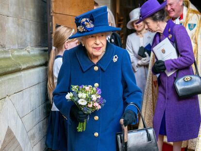 Isabel II apareció públicamente con un bastón el pasado 12 de octubre, durante un acto de la Royal British Legion en Londres