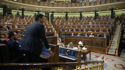 El secretario general del PSOE, Pedro Sánchez, en la primera votación de investidura del popular Mariano Rajoy.