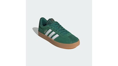 Estas son las zapatillas Adidas que aman los hombres de 40 años para ir por la calle