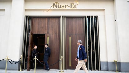 Fachada del restaurante Nusr-Et, en Londres.