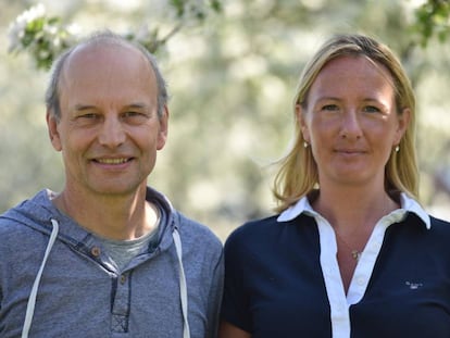 Peter Ekl&ouml;v y  Oona L&ouml;nnstedt.