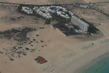 El hotel Oliva Beach, al borde del mar, en Fuerteventura.