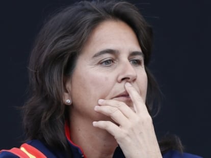 La capitana del equipo español, Conchita Martínez.