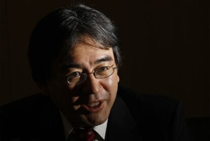 El presidente de Nintendo, Satoru Iwata, en la sede de la compañía en Kioto.